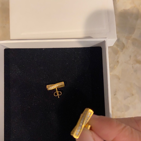 Celine Earrings - Picture 3 of 5